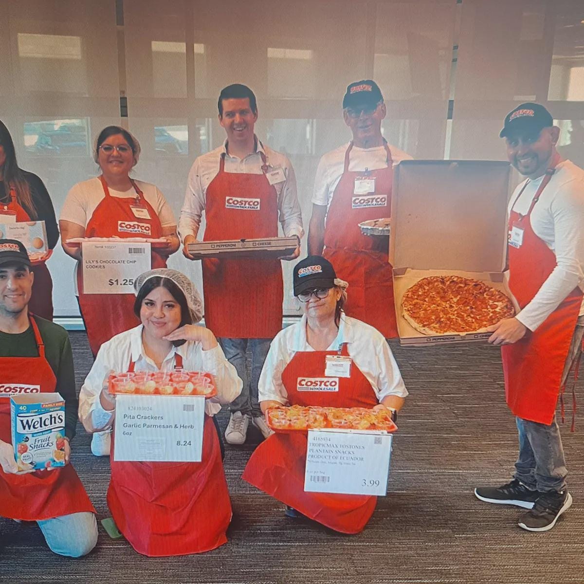 Costco Apron |Get ready for Halloween, trunk-or-treat events, parties, or festive workplace fun with this fun red Costco-inspired apron!